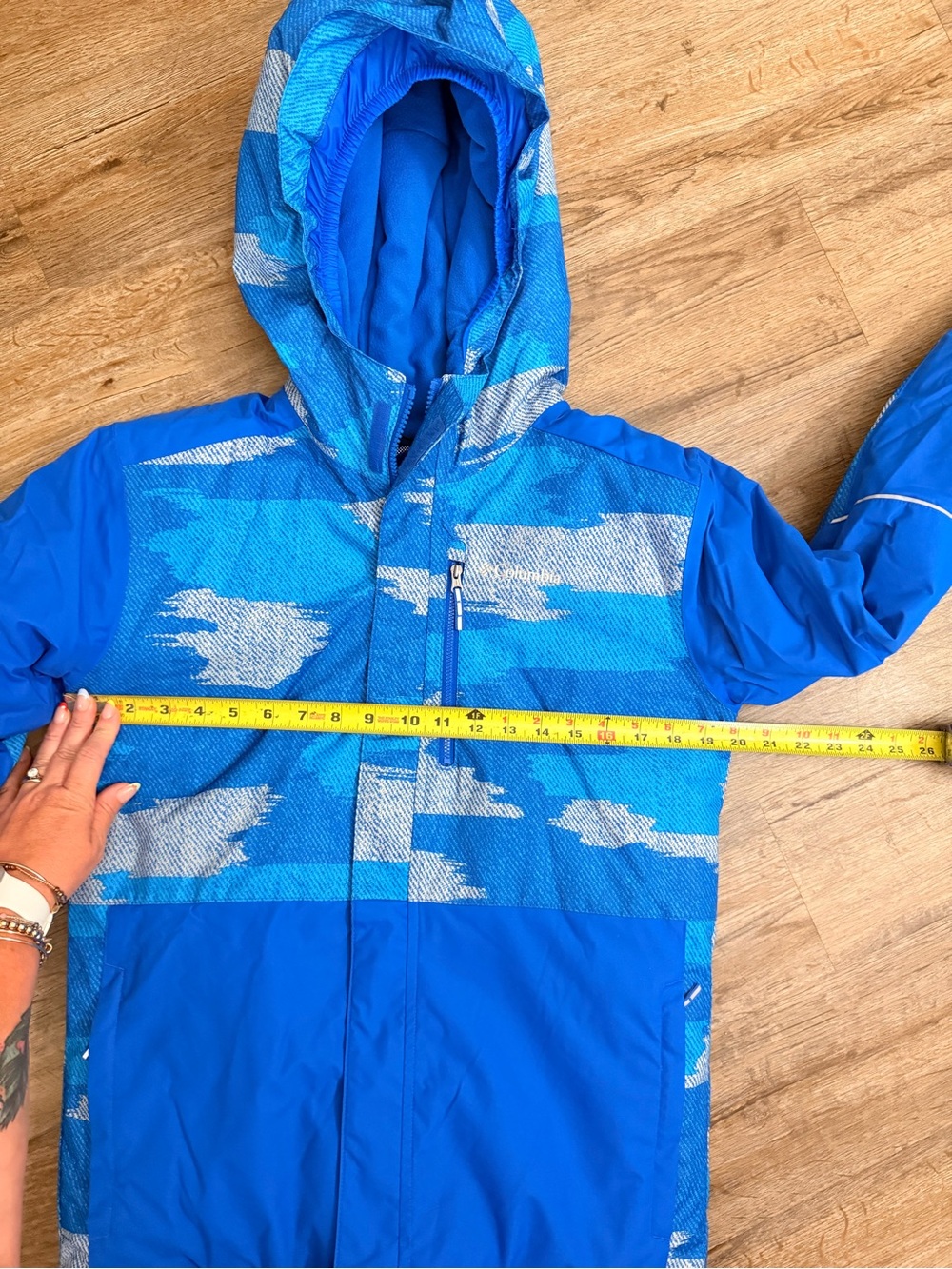 Columbia • Omni-Tech Snow Jacket - Picture 5 of 14